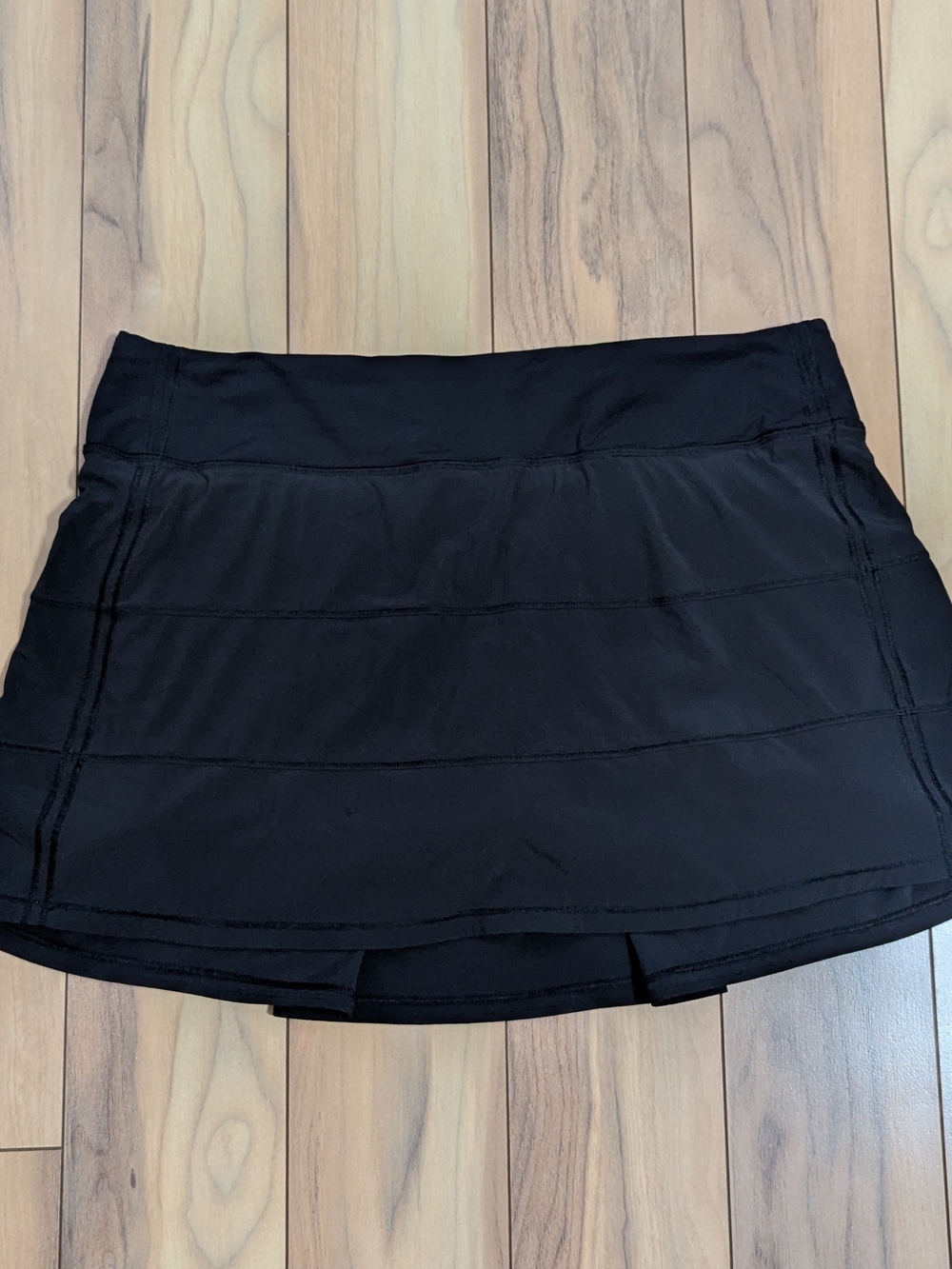 EUC! Lululemon Pace Rival Skirt In Black Size 10